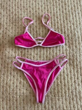 Lounge hot pink bikini